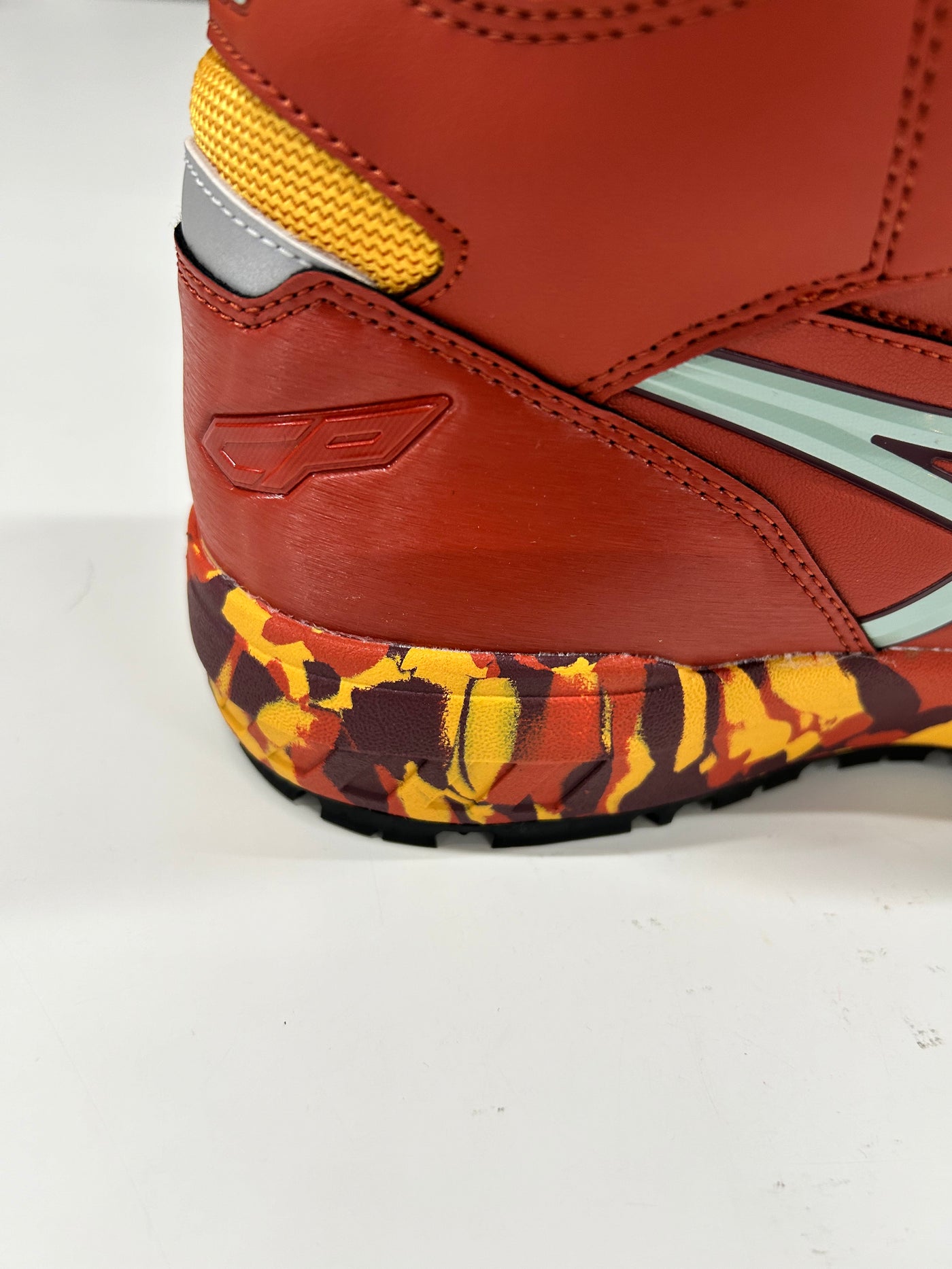 新品/asics WINJOB CP304 BOA MARBLE 27.0 赤 WINJOB CP304 BOA MARBLE – kagura395